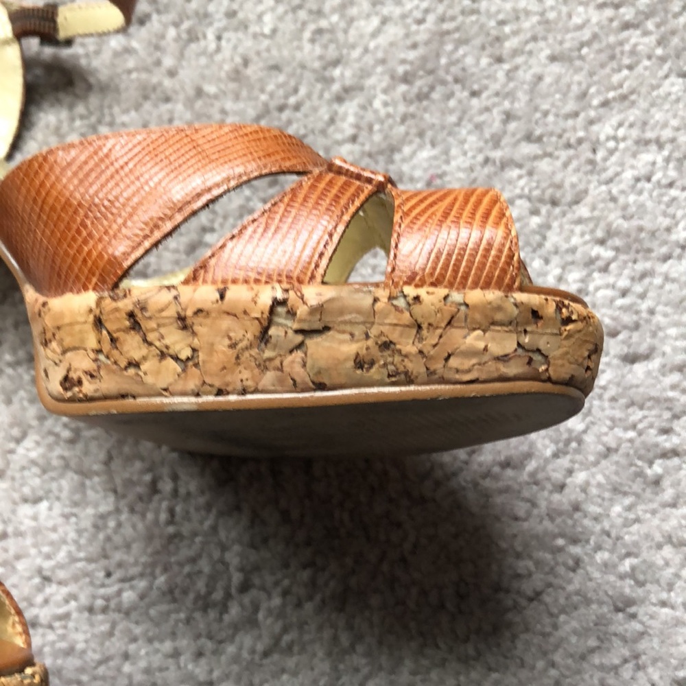BCBGirls, open toe sandals, 6.5 - Picture 7 of 9
